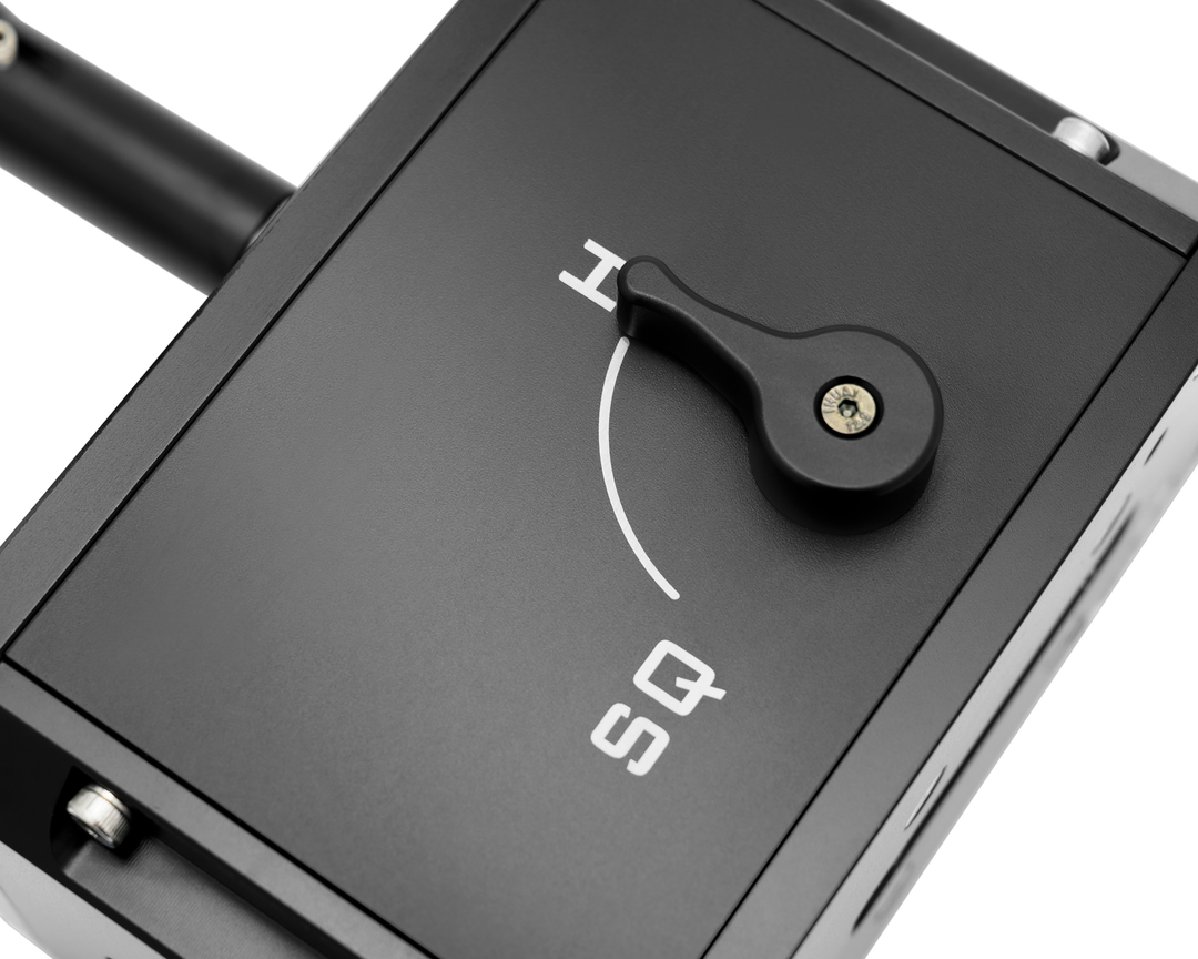 Simagic DS-8X shifter gate detail showing H-pattern layout