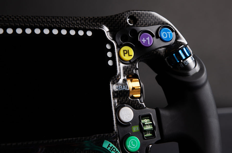 Mercedes-AMG F1 wheel ergonomics