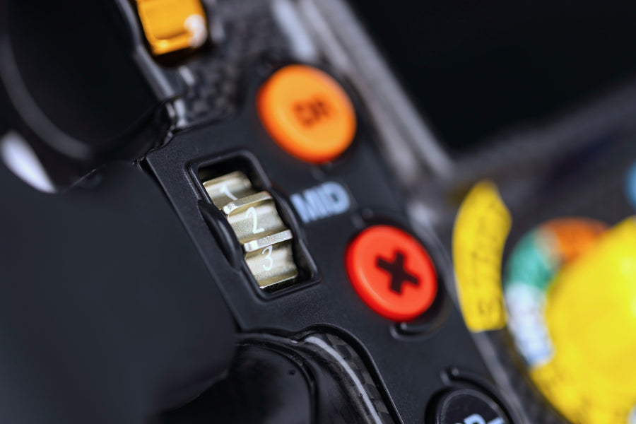 Mercedes-AMG F1 wheel controls